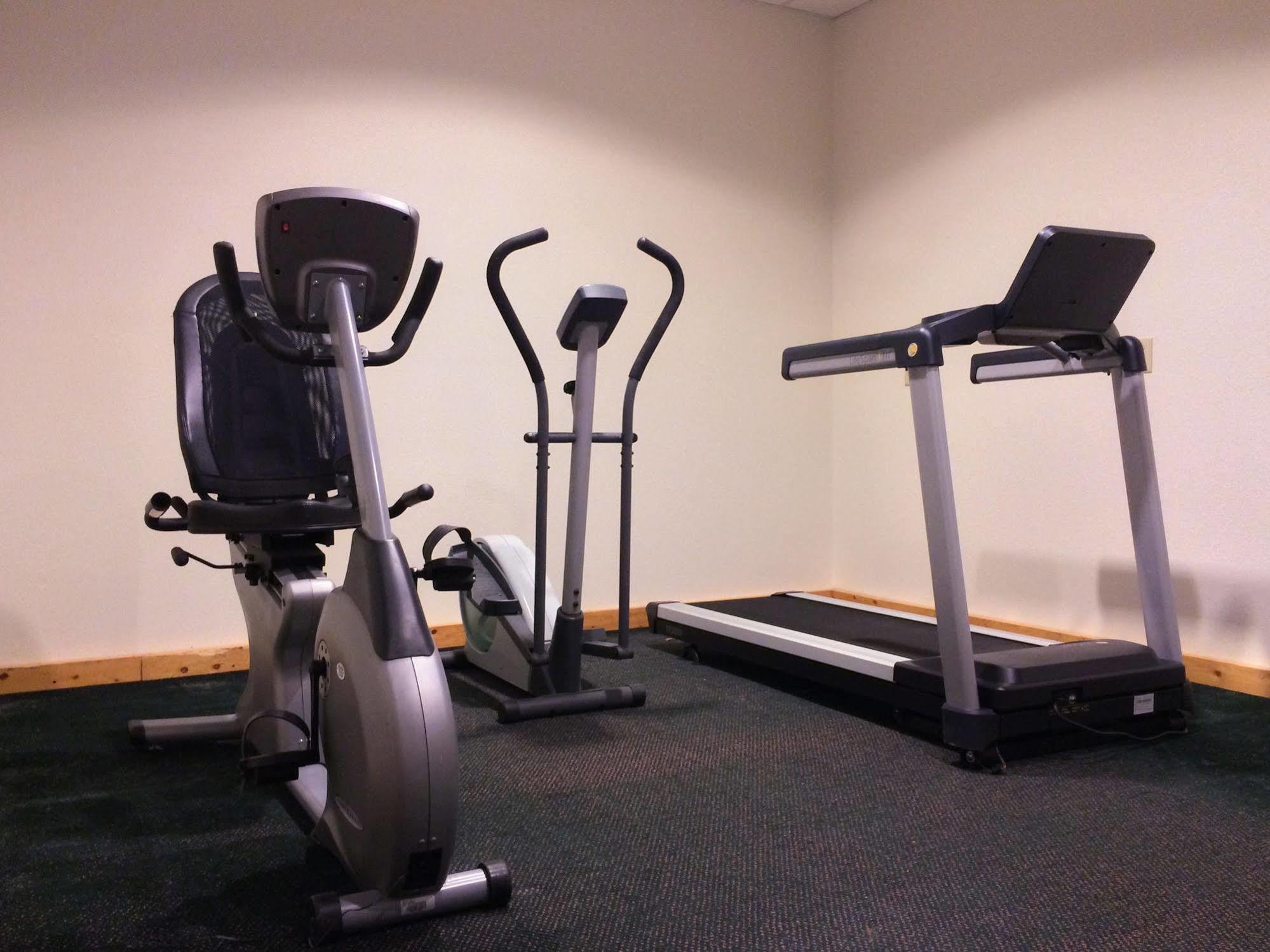 White Oak Inn And Suites Deer River ภายนอก รูปภาพ